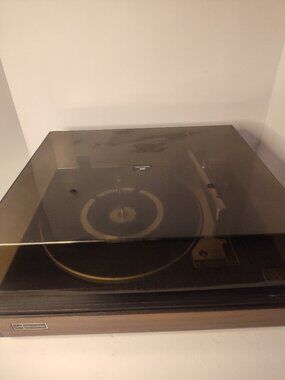 Realistic Lab-34 Automatic Turntable Record Player Radio Shack Tested Works